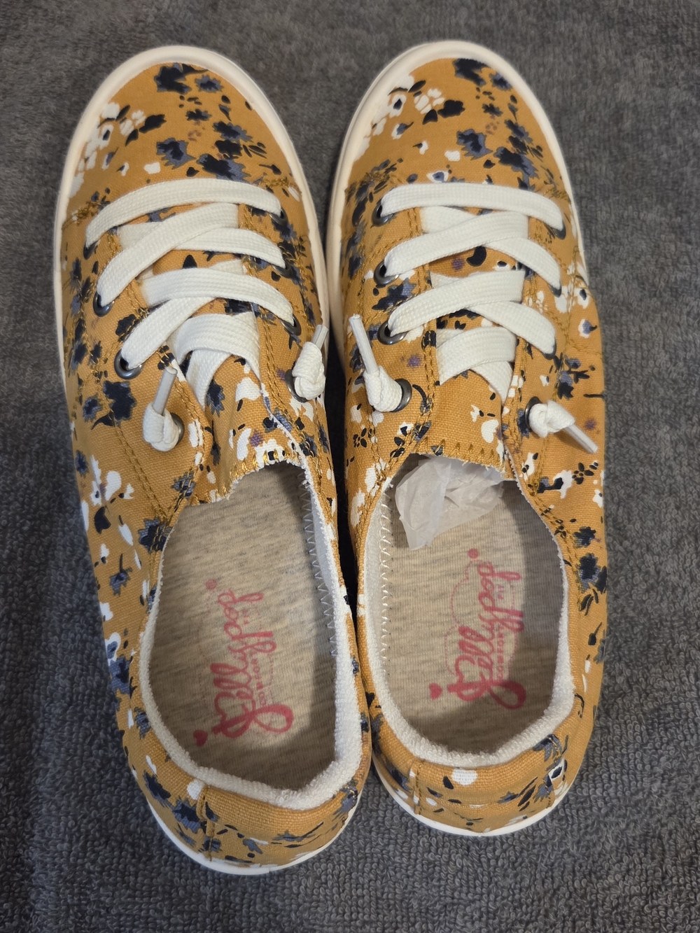 NEW Jellypop Dallas Mustard Yellow Floral Canvas Sneakers Sz 8.5